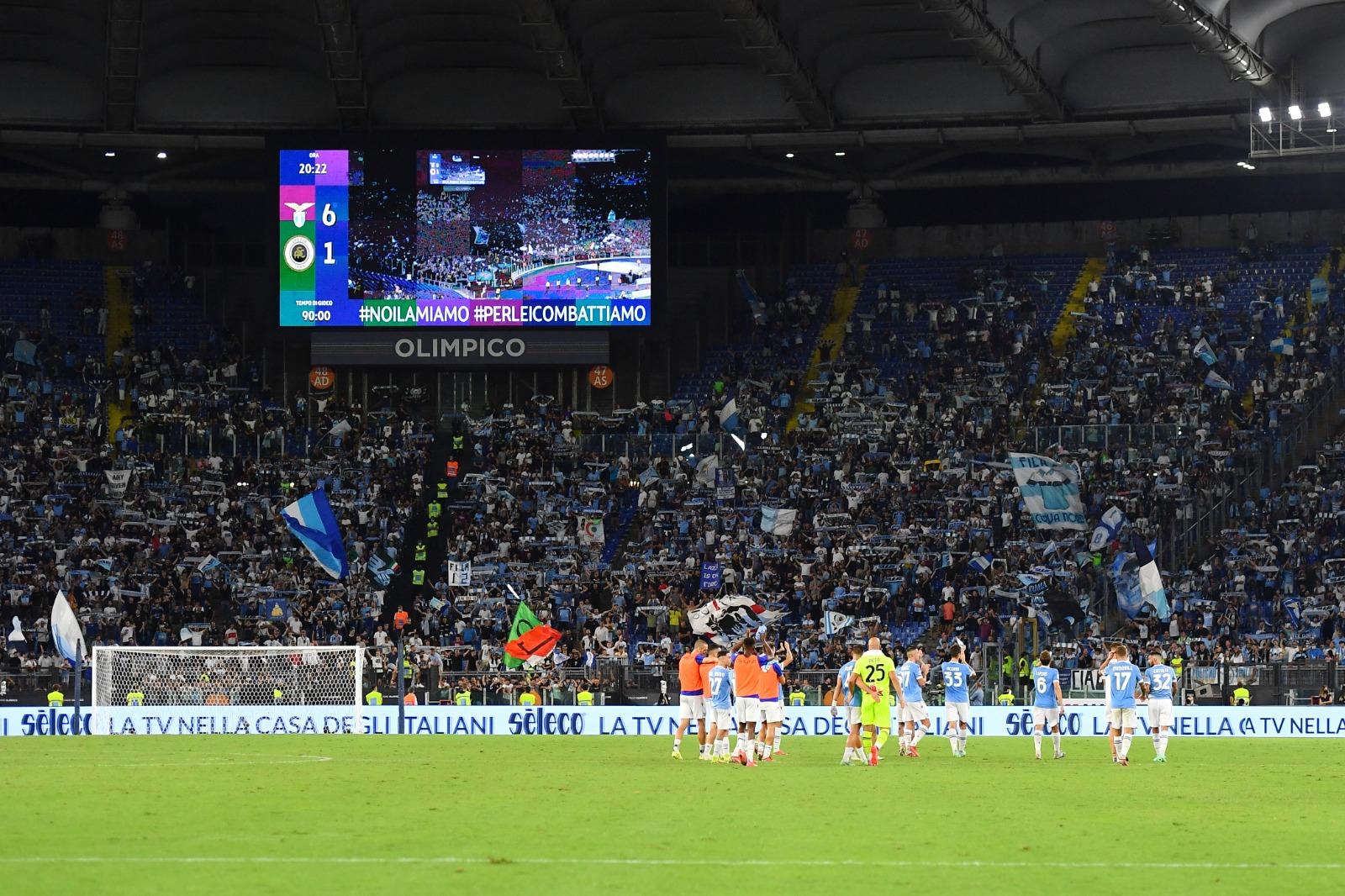 Verso San Siro, già mille laziali con il biglietto