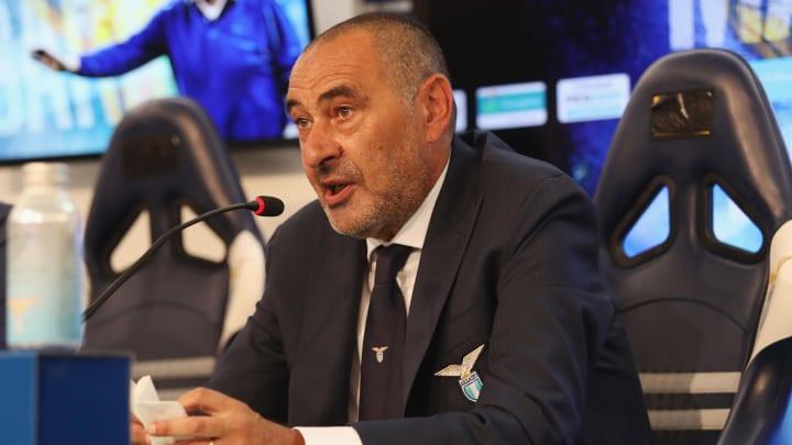 Sarri a 360: “La Lazio mi ha preso, spero mi torni indietro amore. Il secondo posto un miracolo, in Arabia potevo guadagnare…”