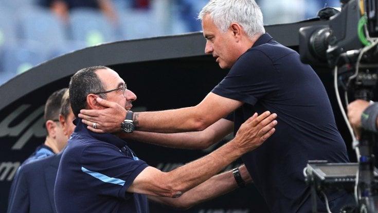 Lazio-Roma, probabili formazioni: tridente (quasi) obbligato per Sarri, Mou con Huijsen