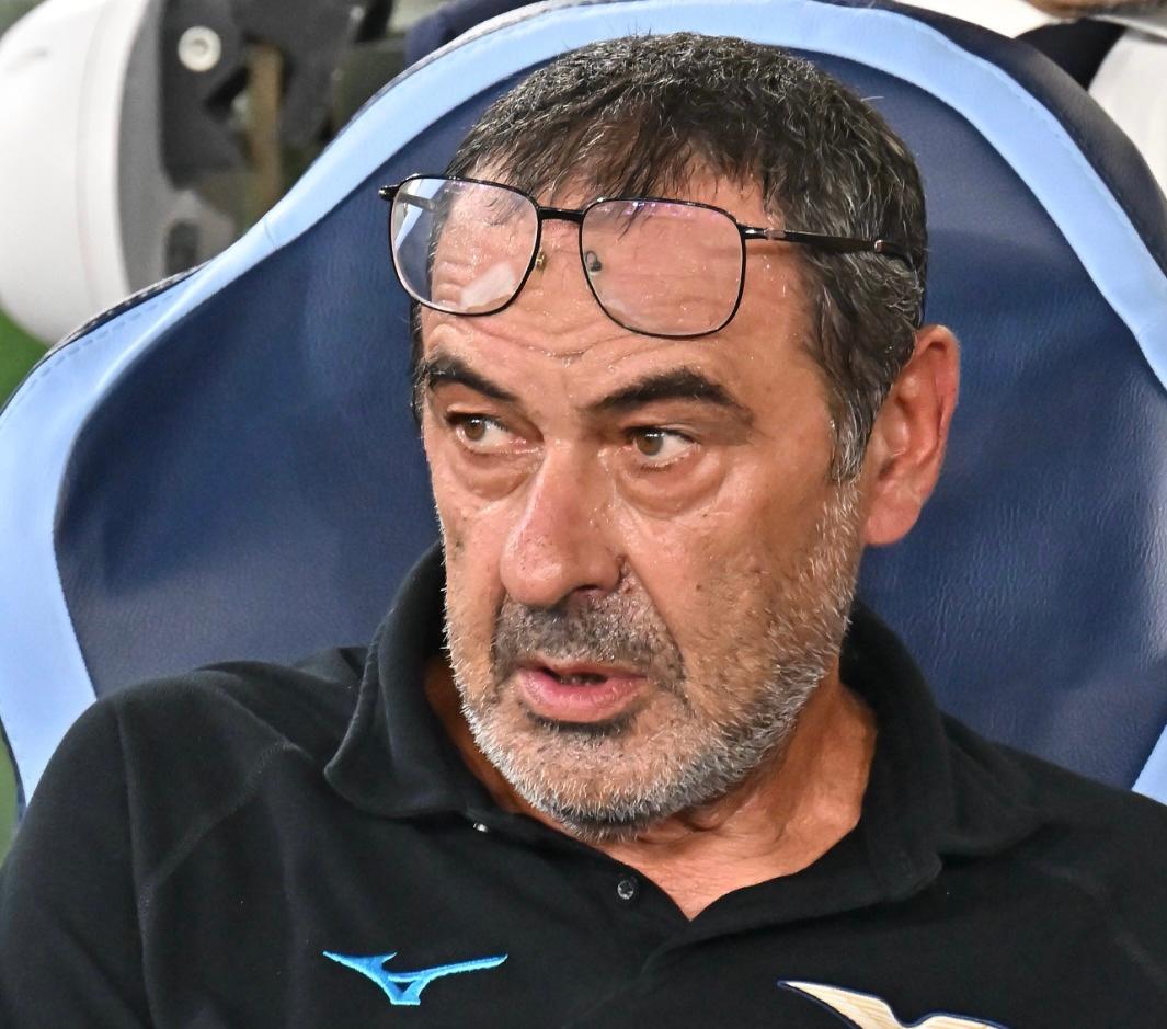 Sarri sorride: “Pazienza per vincere una gara dura dopo Europa. Sento mio l’ambiente Lazio ” (AUDIO)