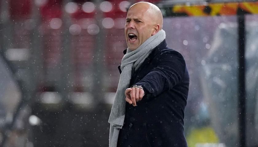 Feyenoord, Slot: “La Lazio fa tanto possesso palla, mentre la Roma si difende”