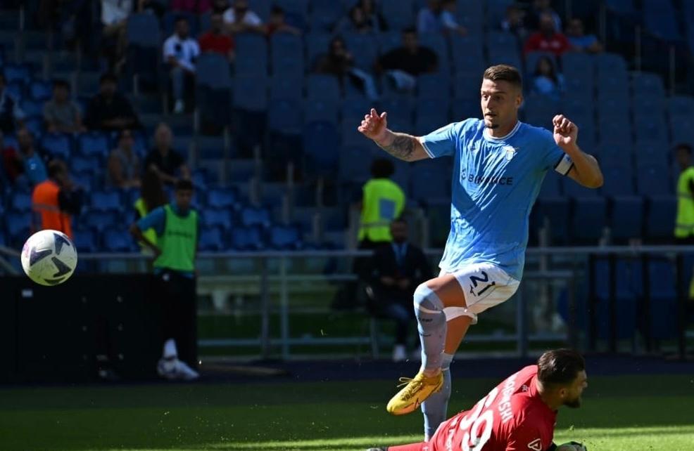 Milinkovic entra nella lista dei diffidati: Cataldi a rischio