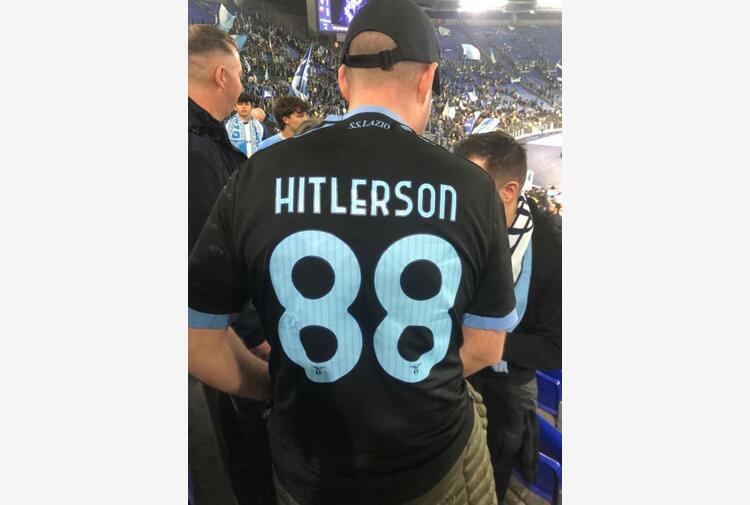 Maglia “Hitlerson”: identificato il tifoso di Lazio-Roma