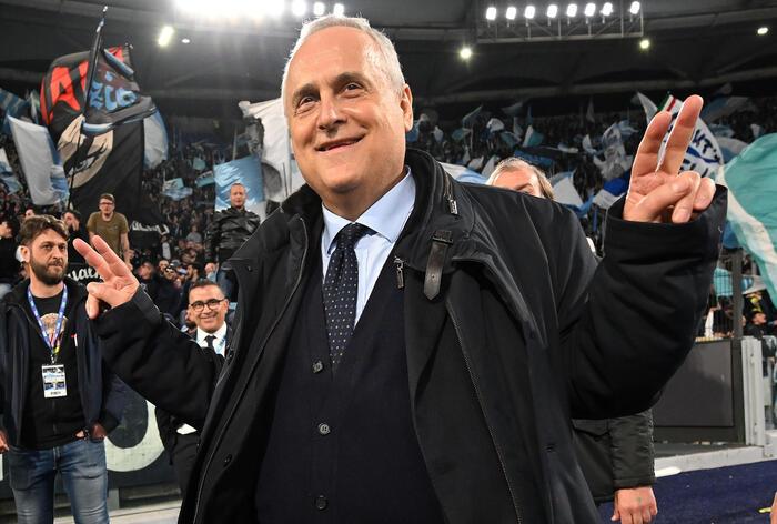 Lotito: “Roma sempre inferiore da quando sono presidente. Non voglio più nomi, ma combattenti”. E Su Baroni…