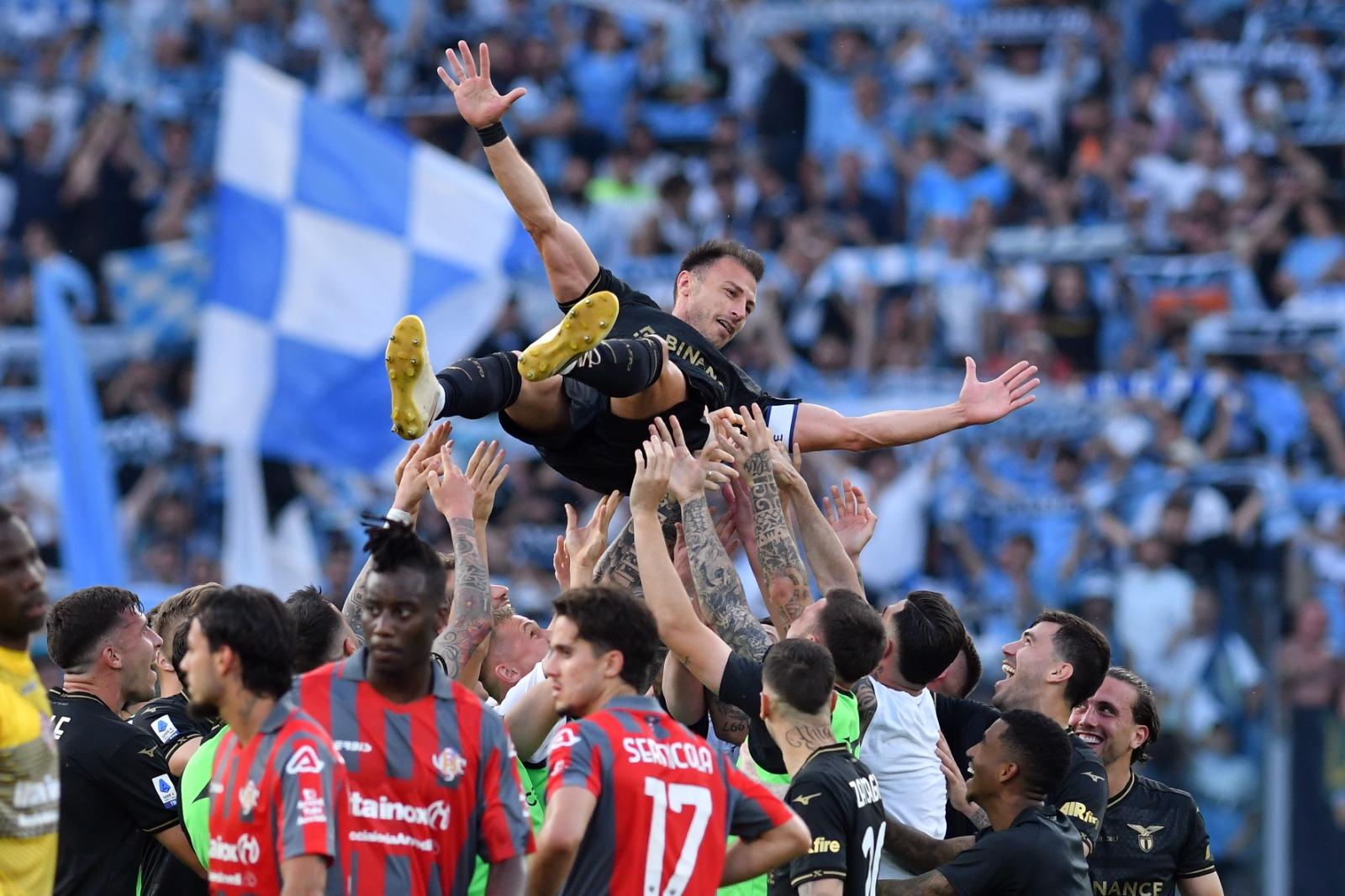 Emozione Radu: “Sono uno di voi, la Lazio è famiglia. Ho coronato un sogno!” (VIDEO)