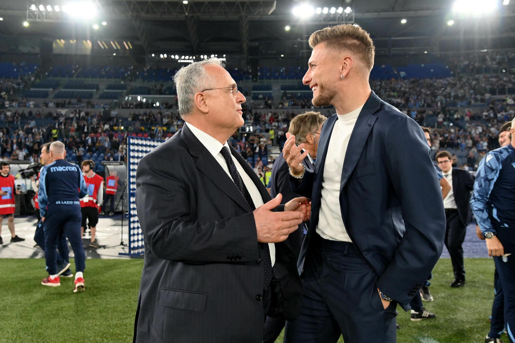 Immobile, a cena con gli agenti: Besiktas piatto forte. Intanto Lotito: “Non è arrivata nessuna offerta alla Lazio”