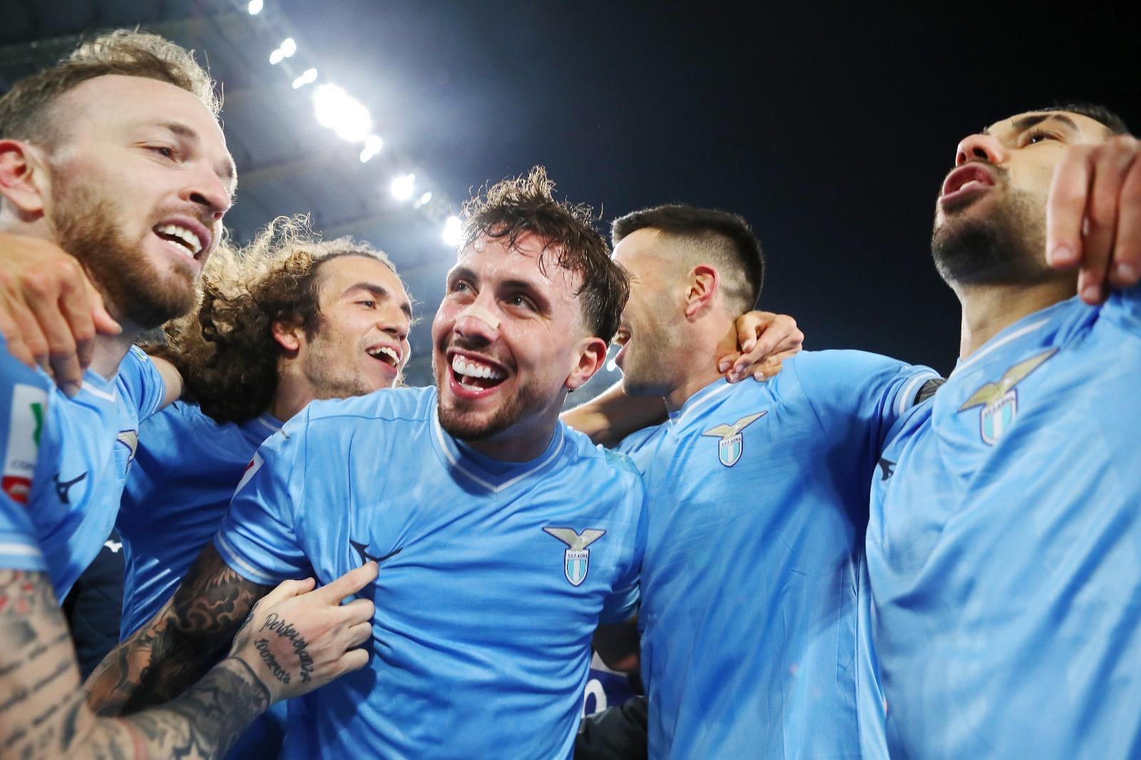Incidente stradale per Luca Pellegrini: le condizioni dell’esterno della Lazio