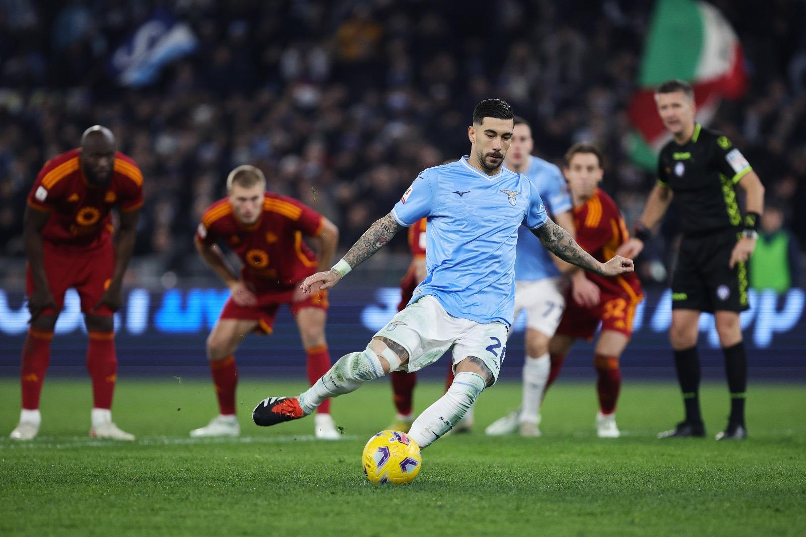 Zaccagni butta fuori la Roma: la Lazio vince il derby e vola in semifinale