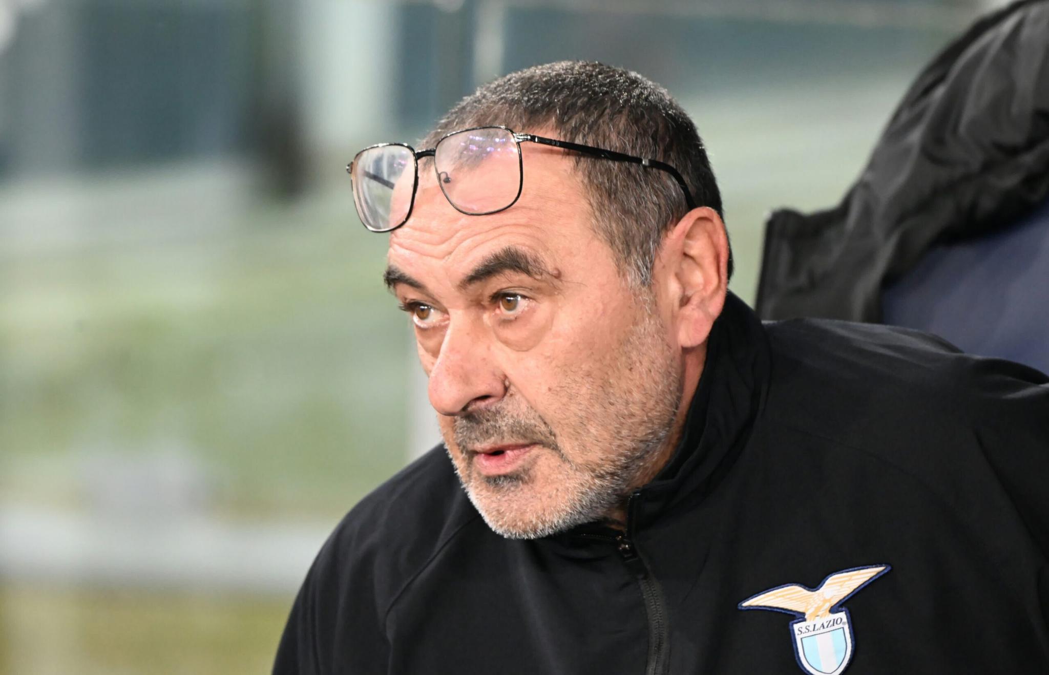 Sarri in conferenza : “Dobbiamo pensare al presente, Firenze gara della vita. Assenze? In alcune zone del campo siamo ridotti al limite” (AUDIO)