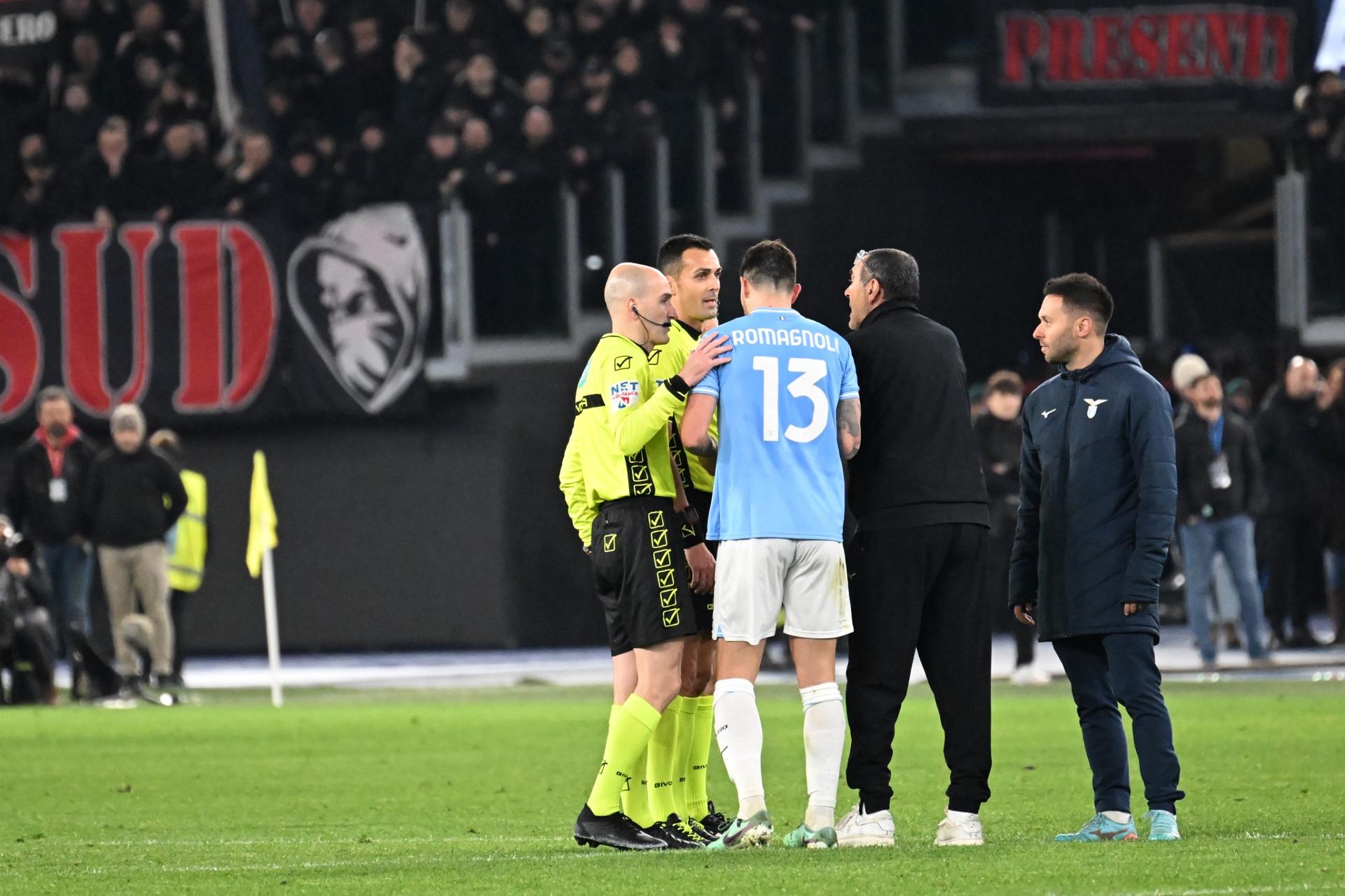 Lazio, veto Sarri all’addio di Romagnoli: c’è la minaccia del tecnico…