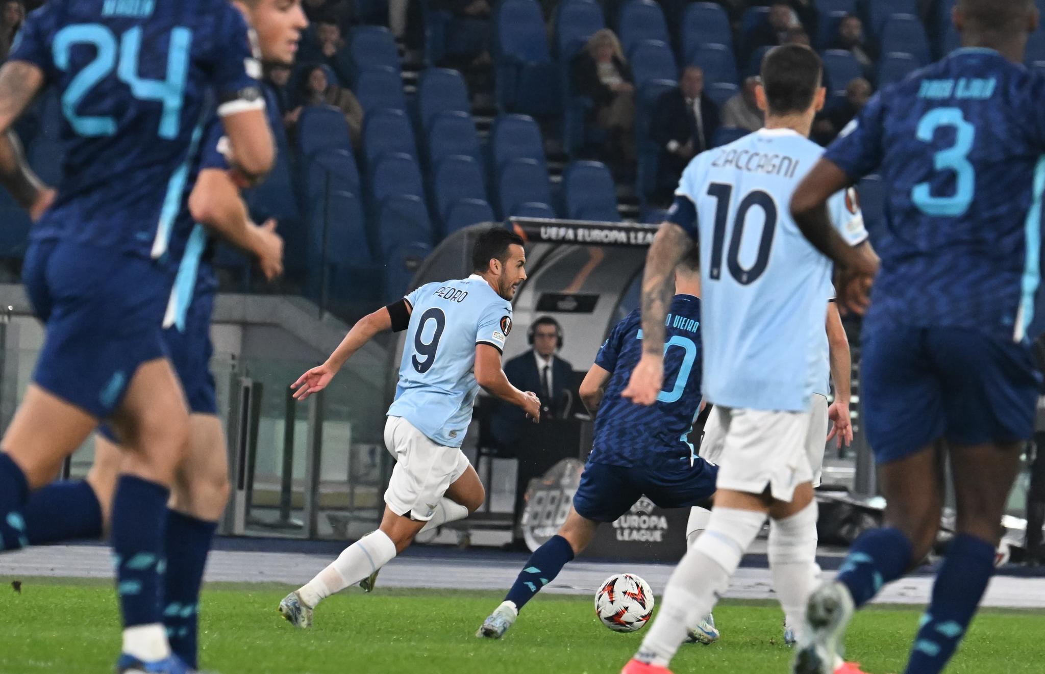Lazio-Como, i convocati di Baroni: ancora out Pedro