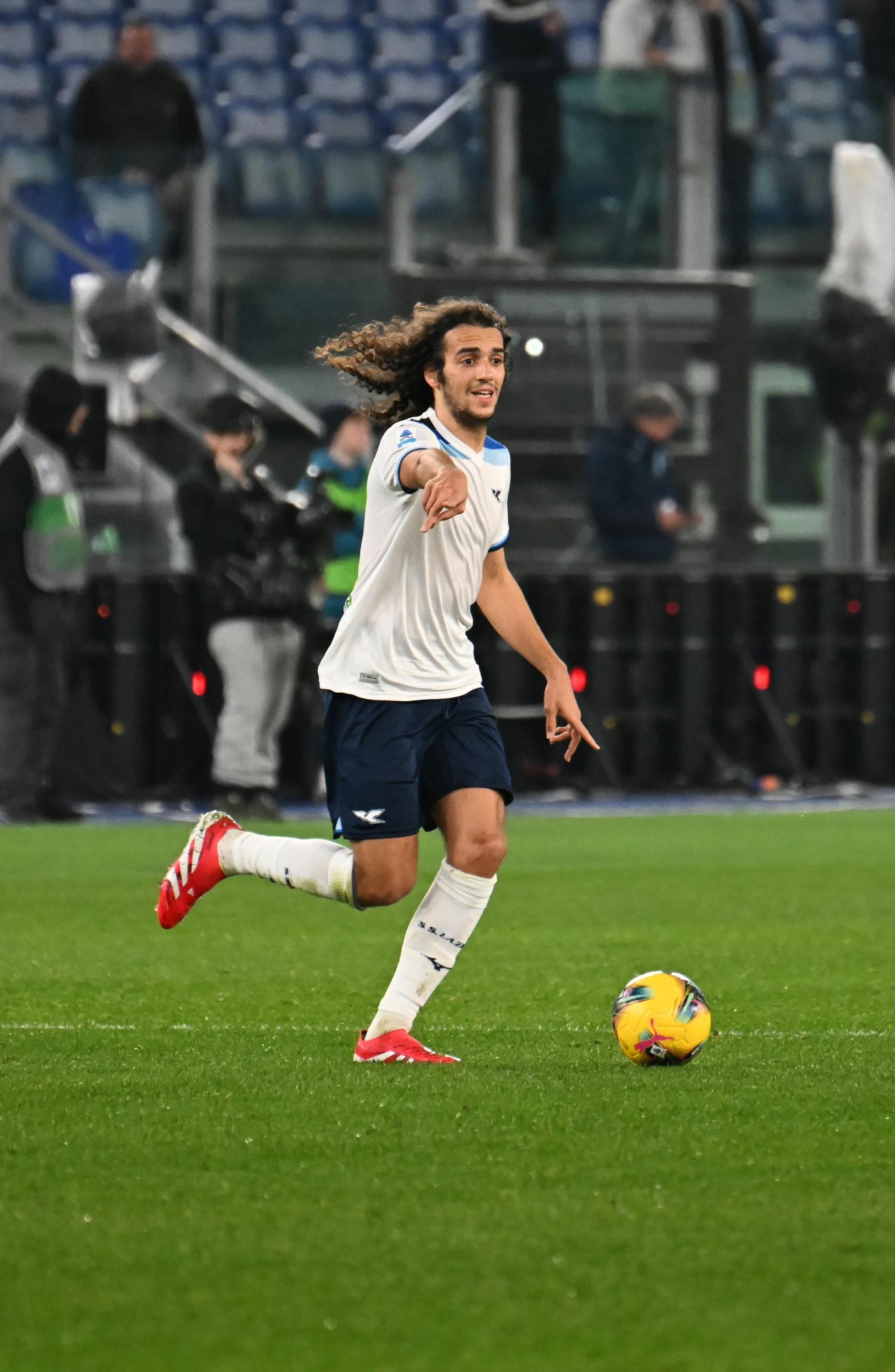Lazio, Guendouzi: “Torino squadra tosta. Qui sono felice, do tutto per questa maglia”
