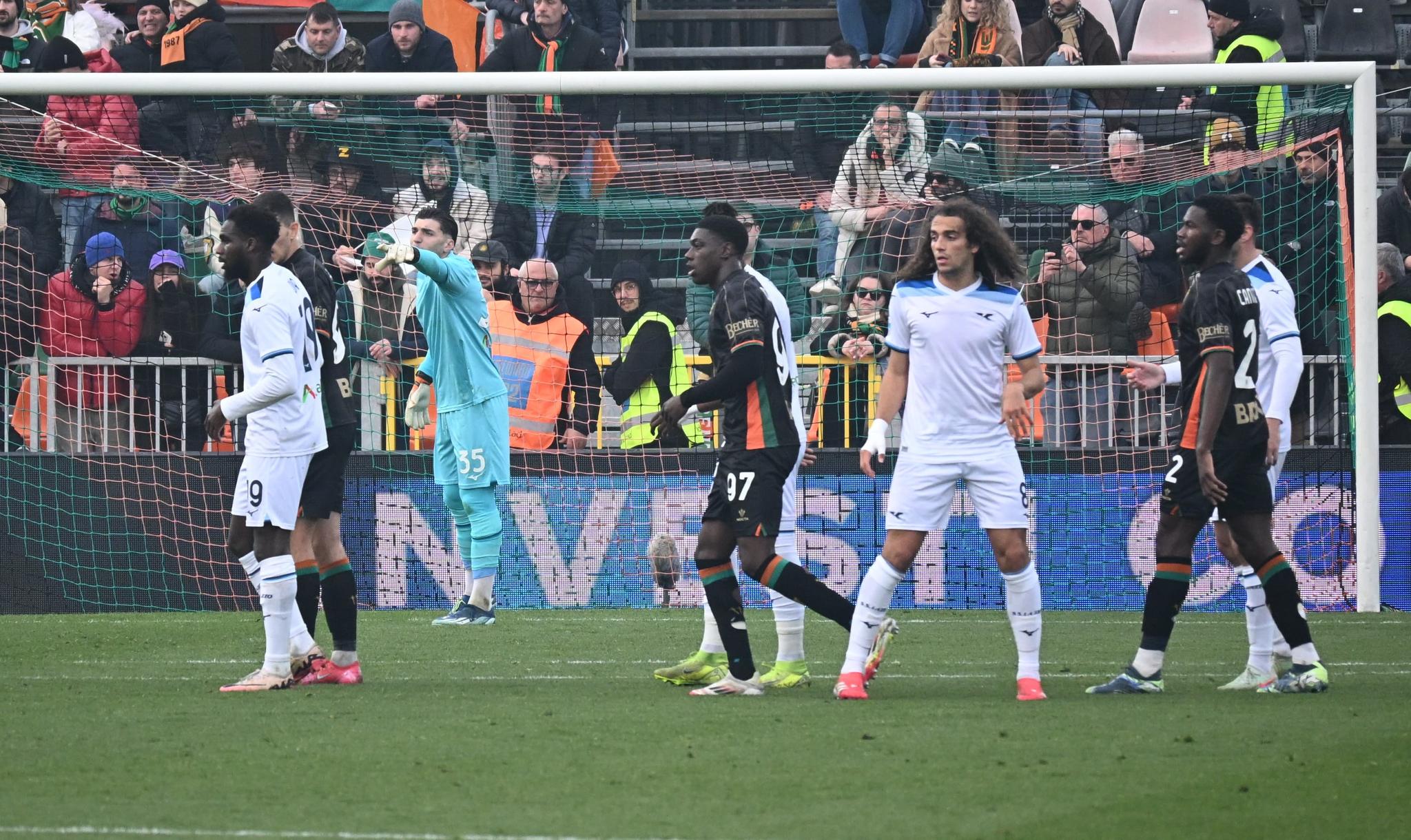 La Lazio non va oltre il pari a Venezia: Dia spreca e brivido nel finale. Esordio per Belahyane