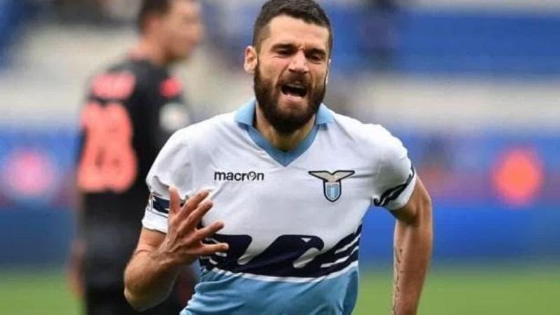 ‘QUELLI CHE…’ – Candreva: “Ho chiamato la Lazio, speravo di chiudere a Roma. L’arrivo con Radiosei, la fascia, il 26 Maggio…”. Poi su Isaksen, Dia e Tchaouna… (AUDO)