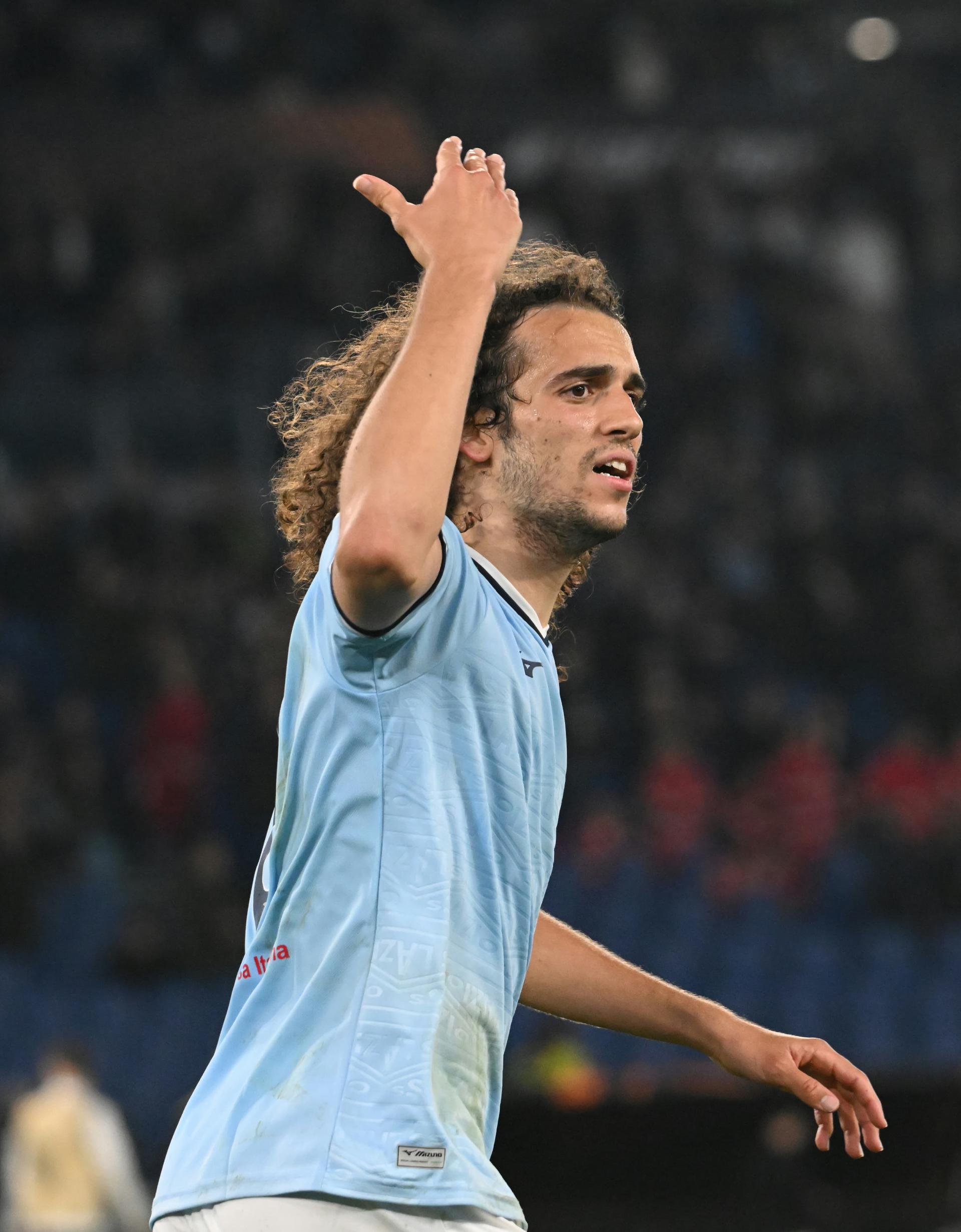 “Fuori gli attributi”, lo sfogo di Guendouzi dopo i rigori: la ricostruzione