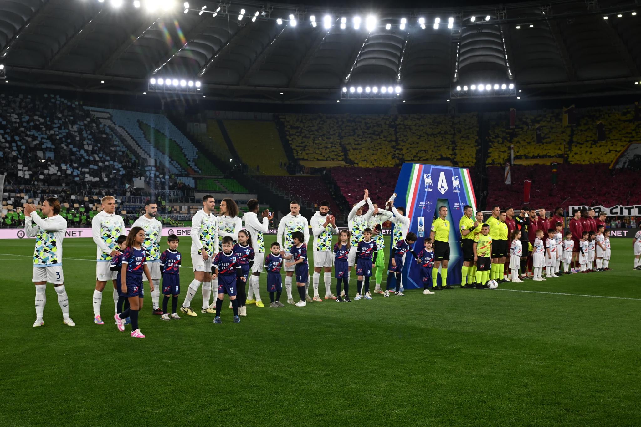Derby, agenti feriti prima di Lazio-Roma: la nota del club biancoceleste