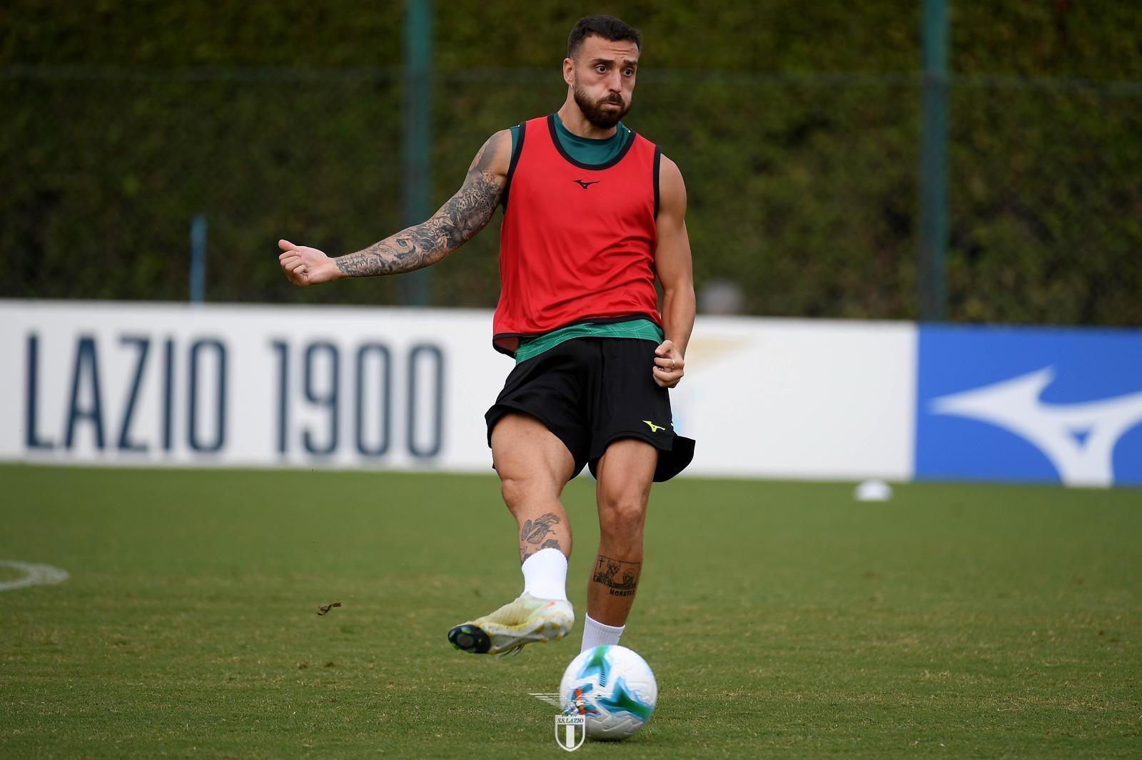 Lazio, Gila stringe i denti. Provino per Maldini, Basic out