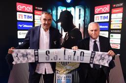 Lazio, Lotito-Sarri separati in casa: tra provocazioni, dimissioni che non arrivano e un esonero che costa. E’ braccio di ferro