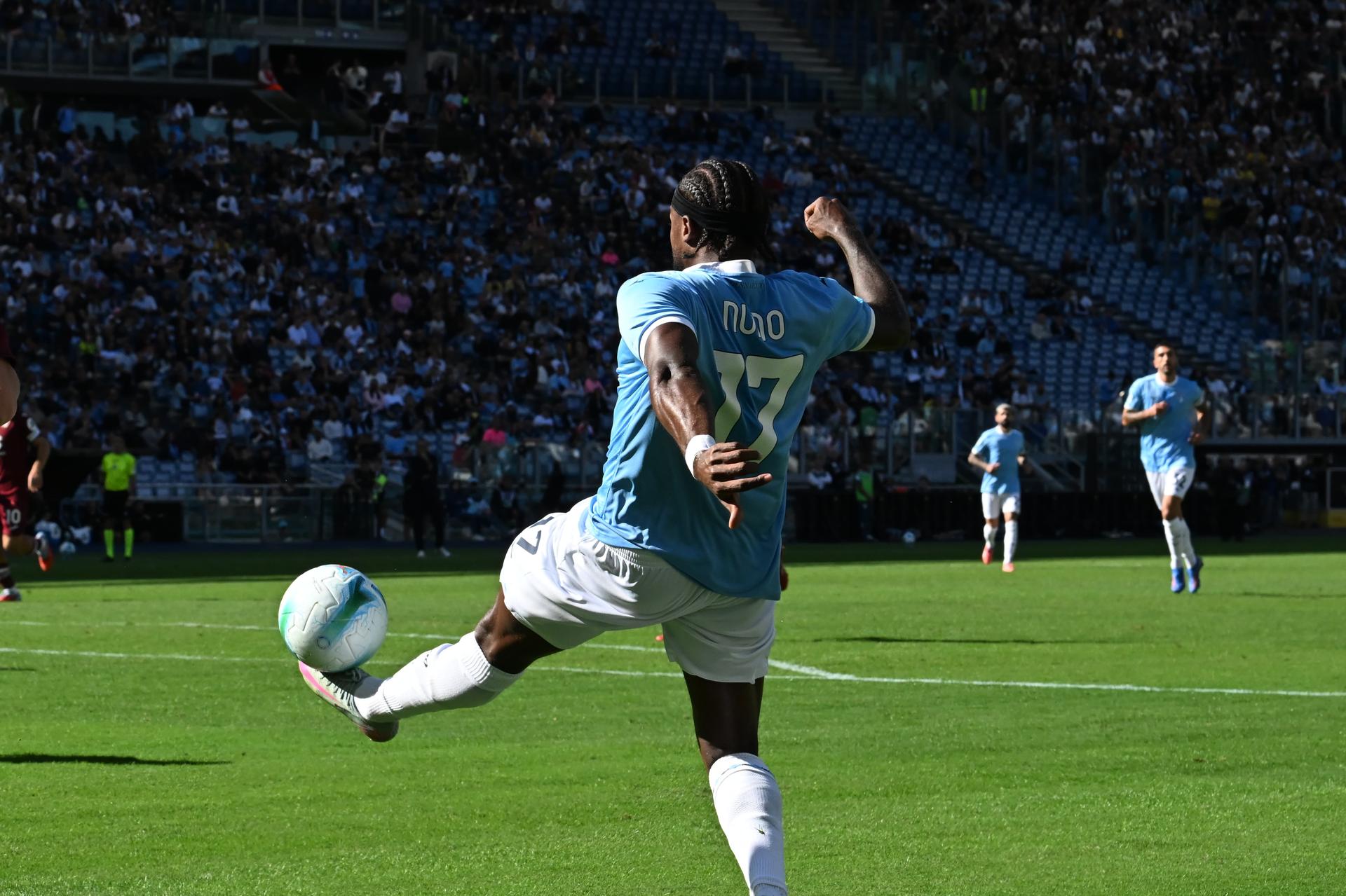 Lazio, il circolo vizioso del ridimensionamento: Tavares-Guendouzi-Gila-Mandas, in flessione il valore dei cartellini