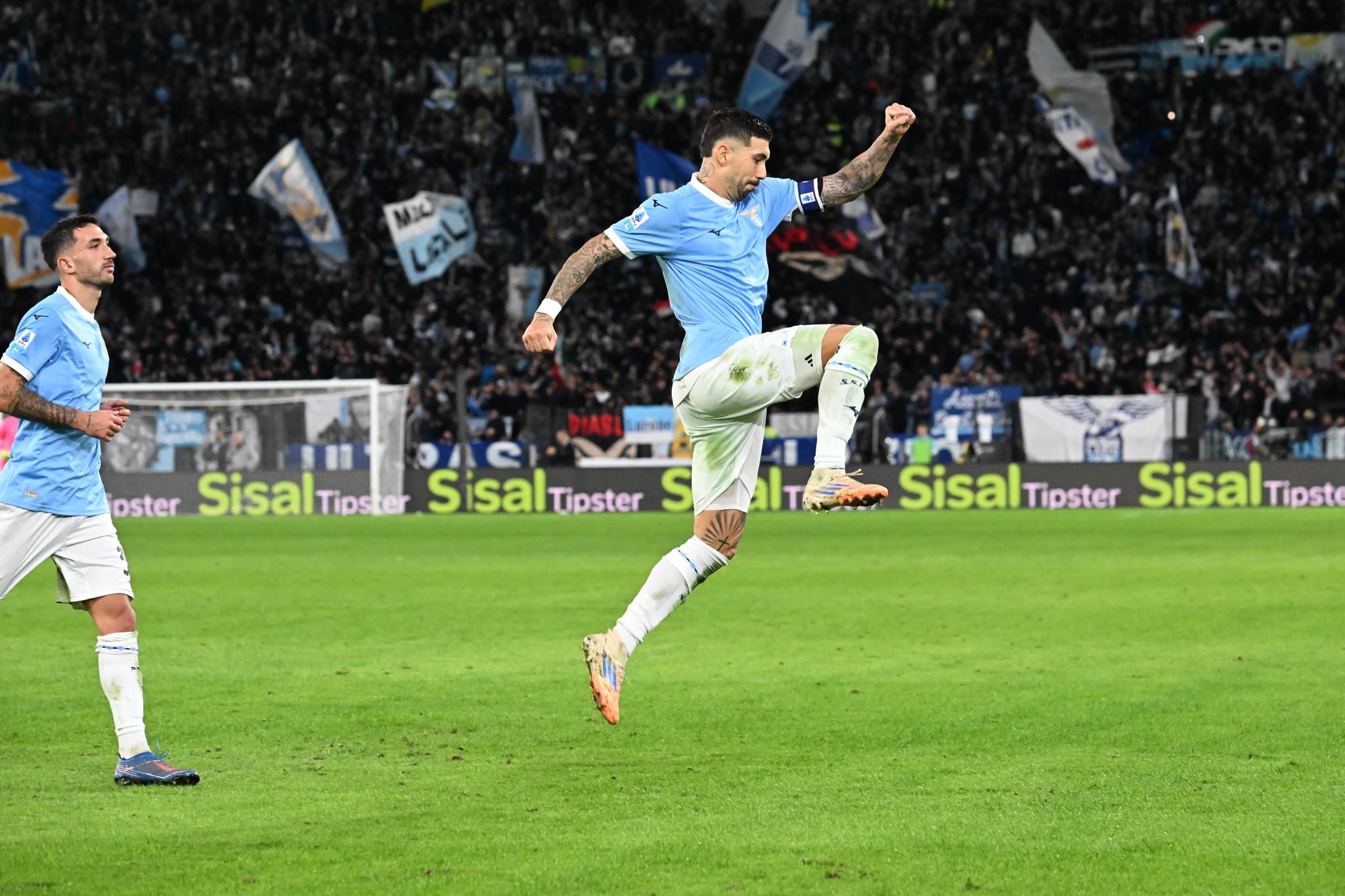 Lazio, Zaccagni: “Siamo squadra nelle difficoltà. Ora con il rientro degli infortunati…”