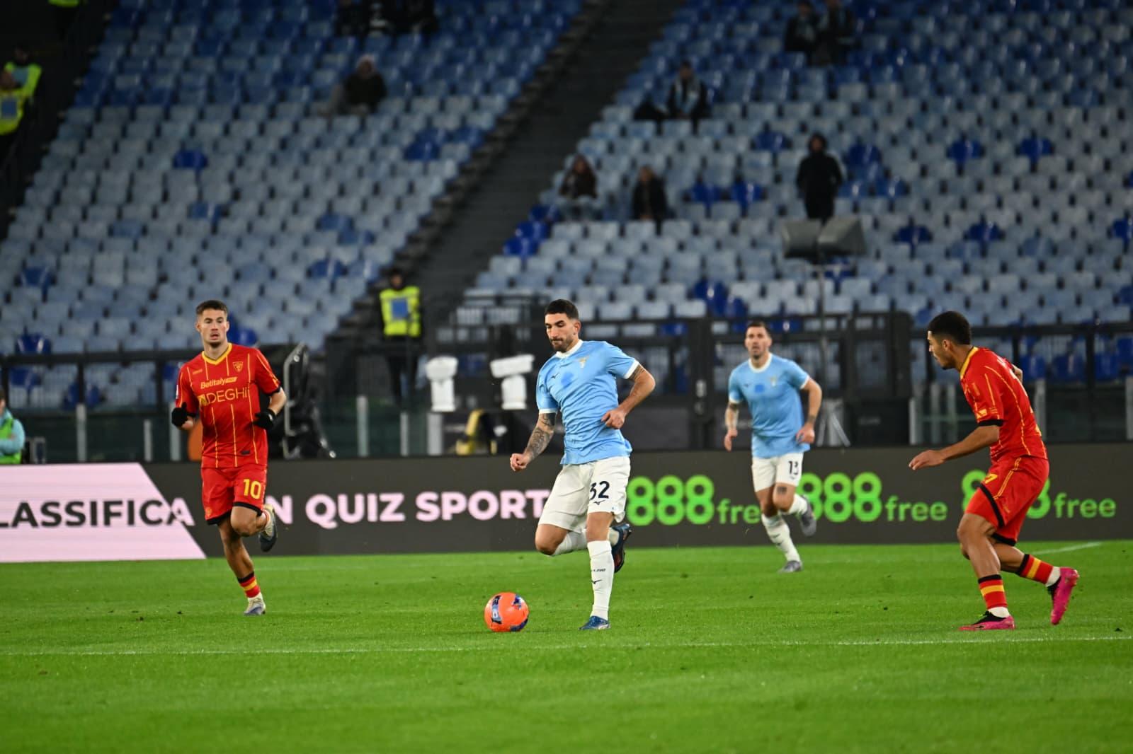 ‘QUELLI CHE…’ – Cardone: “La Lazio squadra combatte, ma blocco mercato e protesta…” (AUDIO)