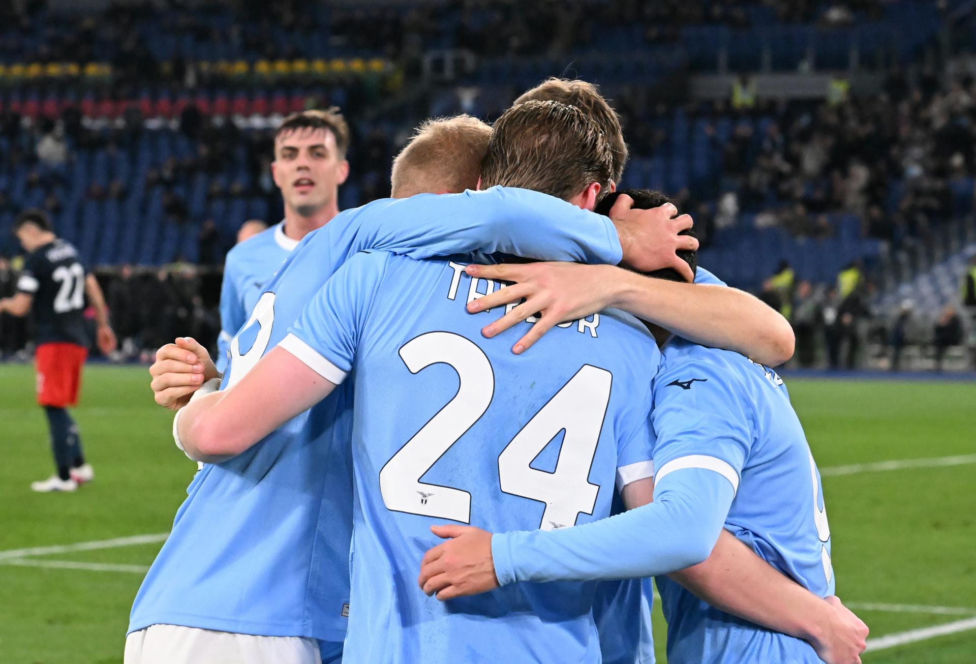Coppa Italia, la Lazio c’è ancora! Festa ai rigori: è semifinale. Ansia Pedro