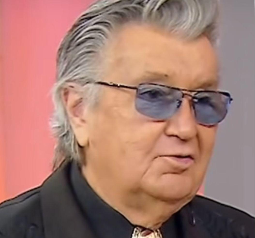 ‘QUELLI CHE…’ – Bobby Solo: “Il mio nome d’arte da un errore. Quel rimmel per imitare Elvis che fece scalpore…” (AUDIO)