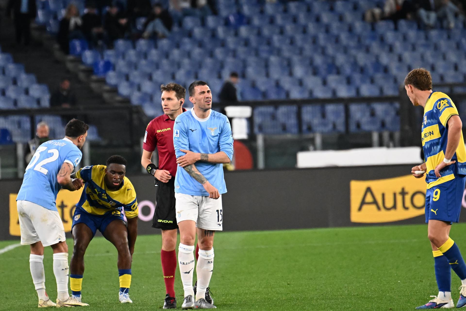 Lazio-Parma, Tonolini a Open VAR: “Fallo di mano di Tavares da rigore, ma posizione di Pellegrino punibile per fuorigioco”