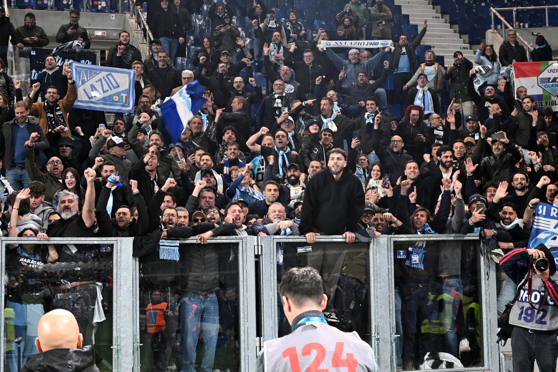 ‘QUELLI CHE…’ – Sassuolo-Lazio, Mattei: “L’esodo dei tifosi è più per stare vicini alla squadra che per il risultato” (AUDIO)