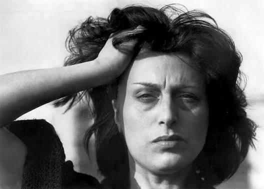 Gianluca Dodero e Anna Magnani in ‘9 Gennaio’