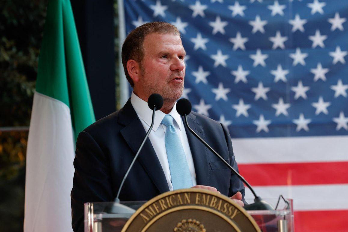 Lazio, chi è il miliardario ambasciatore USA che sogna di acquistare un club in Italia