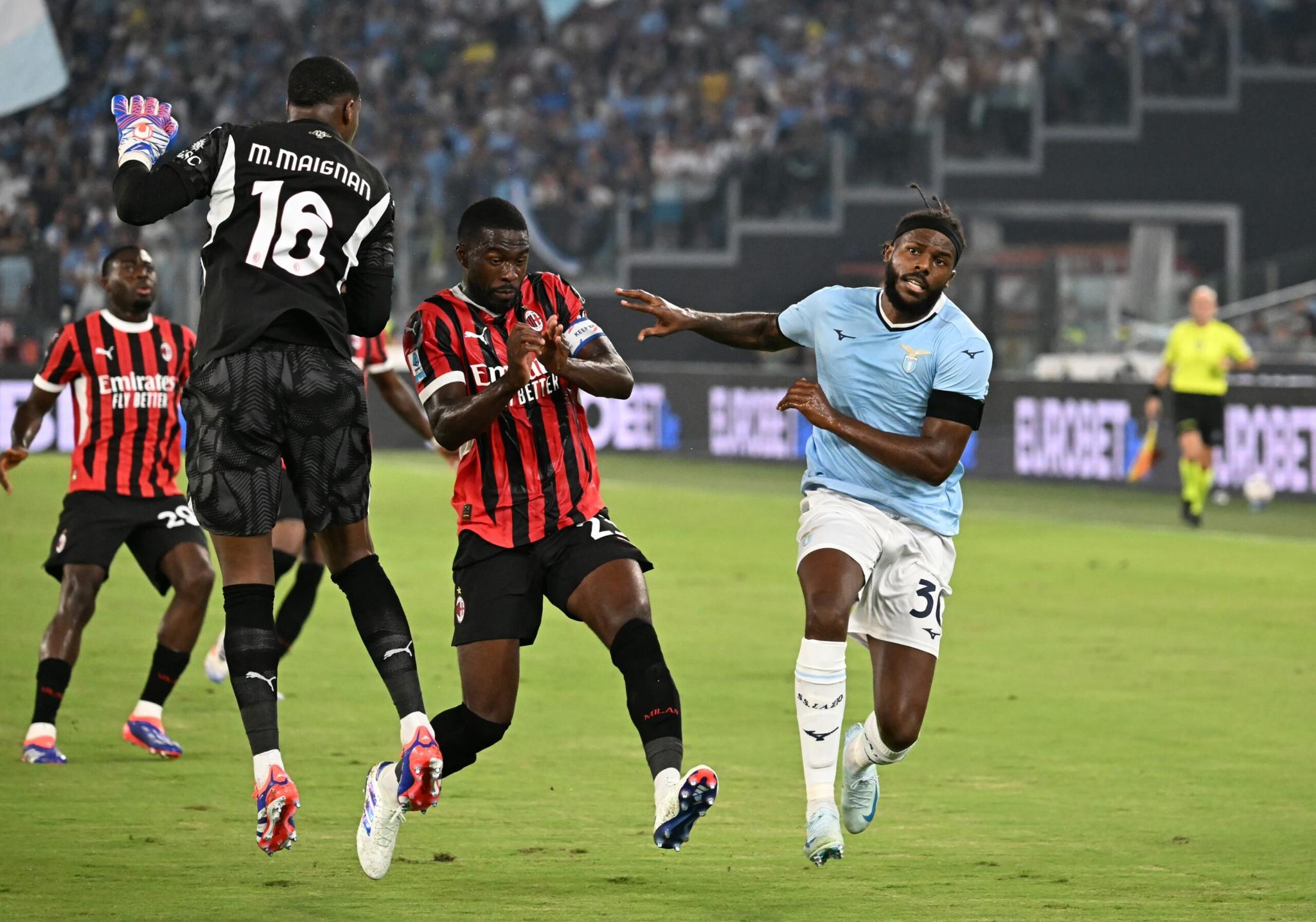Lazio, gli occhi del Milan su Tavares: ma la base d’asta per l’estate è alta…