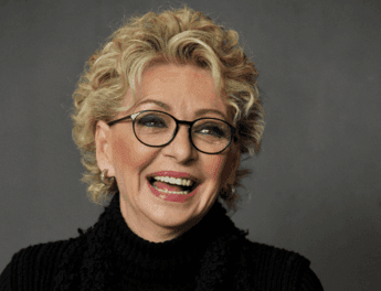 Bonaccorti, i funerali a Roma: le parole di Renato Zero, la folla a piazza del Popolo e l’affetto degli amici