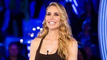 Grande Fratello Vip, Lucia è la terza finalista: chi è
