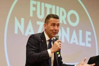 Vannacci: “Futuro Nazionale al meeting neonazista? Ognuno vada dove vuole, io magari alla Festa dell’Unità”