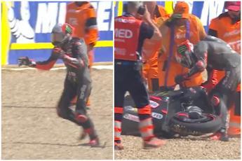 Bezzecchi, caduta e furia in gara Sprint: squalificato da Gp Repubblica Ceca