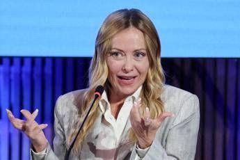Energia, Meloni: “Stanziati oltre 60 miliardi per proteggere gli italiani dai rincari, riproporrò questione flessibilità al Consiglio europeo”